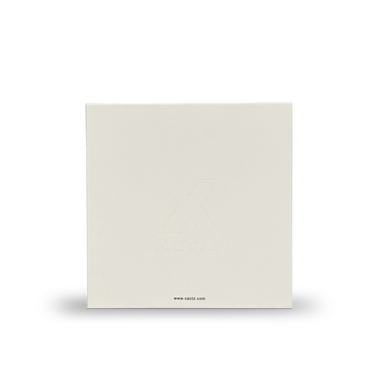 Emballage de luxe personnalisé en lin blanc cassé avec couvercle et base carrés estampés à sec