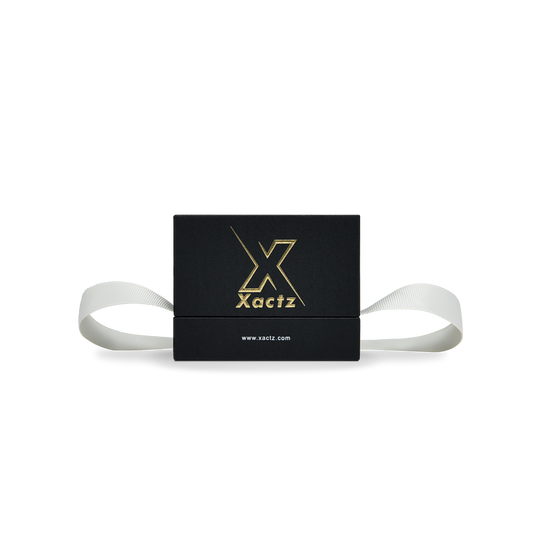 Boîtes de luxe personnalisées noires et or gaufrées, couvercle et base, fermeture à ruban
