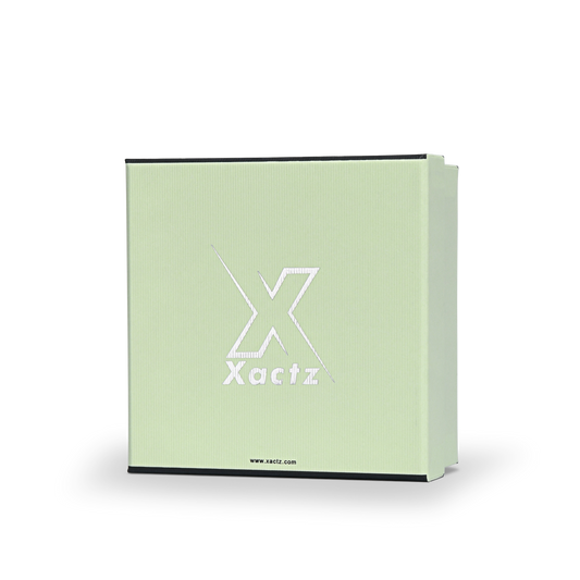 Boîtes cadeaux de luxe personnalisées en lin vert clair avec couvercle et base carrés estampillés argent vif