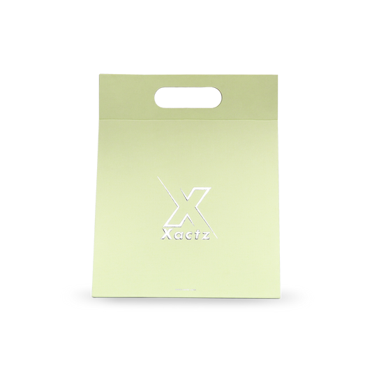 Boîte de luxe personnalisée vert clair avec poignée découpée et emballage en aluminium argenté