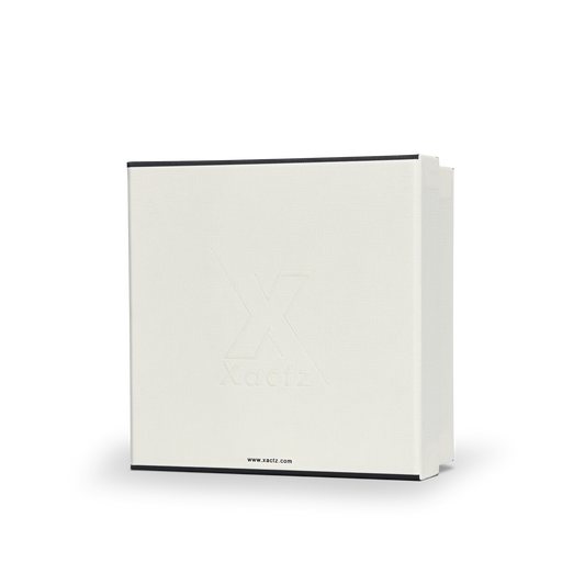 Boîtes cadeaux de luxe personnalisées en lin blanc cassé avec couvercle et base carrés gaufrés