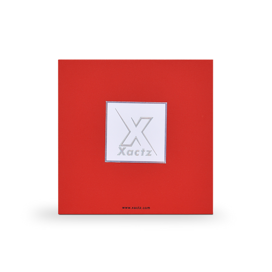 Boîte de luxe personnalisée avec couvercle et base rouges, emballage intérieur texturé multicouche
