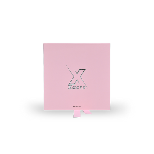 Boîte en carton de luxe rose personnalisée pliable avec ruban et détails en feuille d'argent