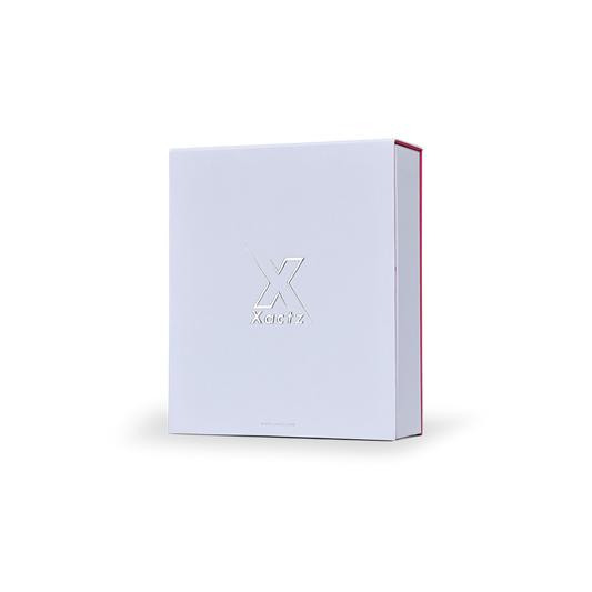 Boîte de luxe personnalisée blanche à couvercle rabattable, feuille argentée, intérieur rouge, compartiments pour bouteilles