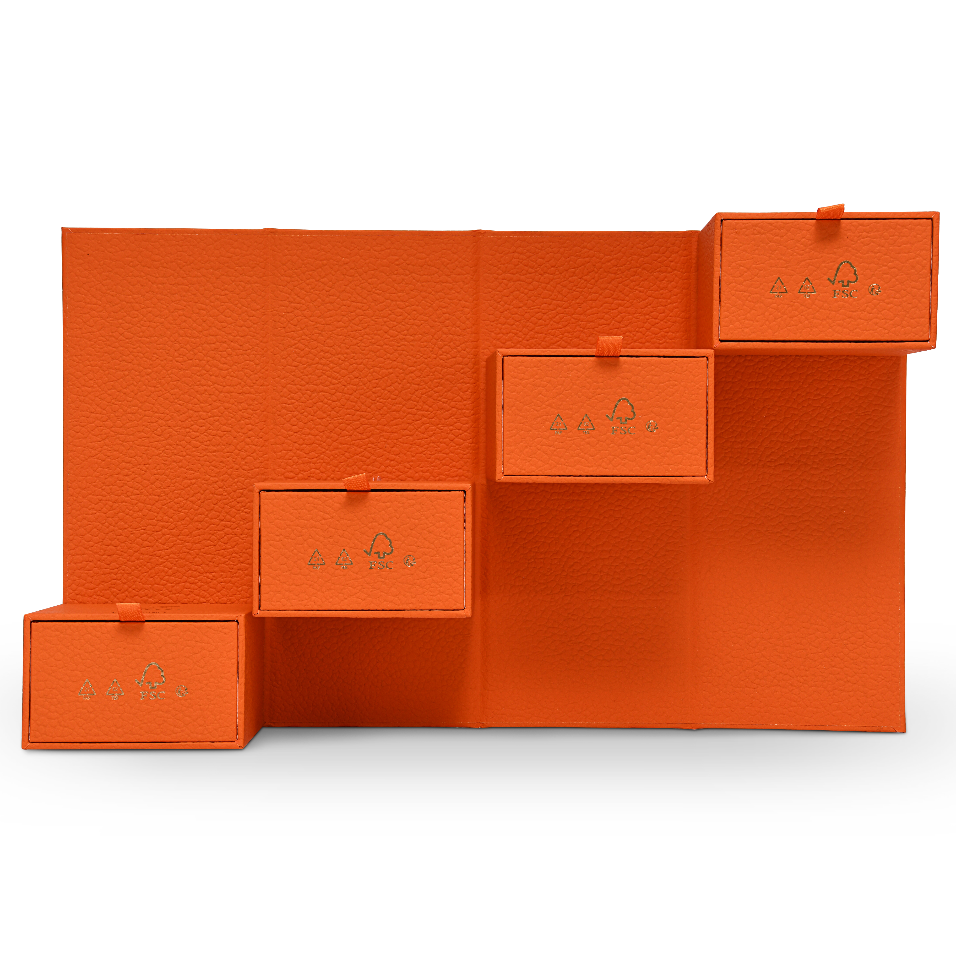 Boîte de luxe personnalisée avec couvercle rabattable orange, feuille d'or mat et ruban de soie