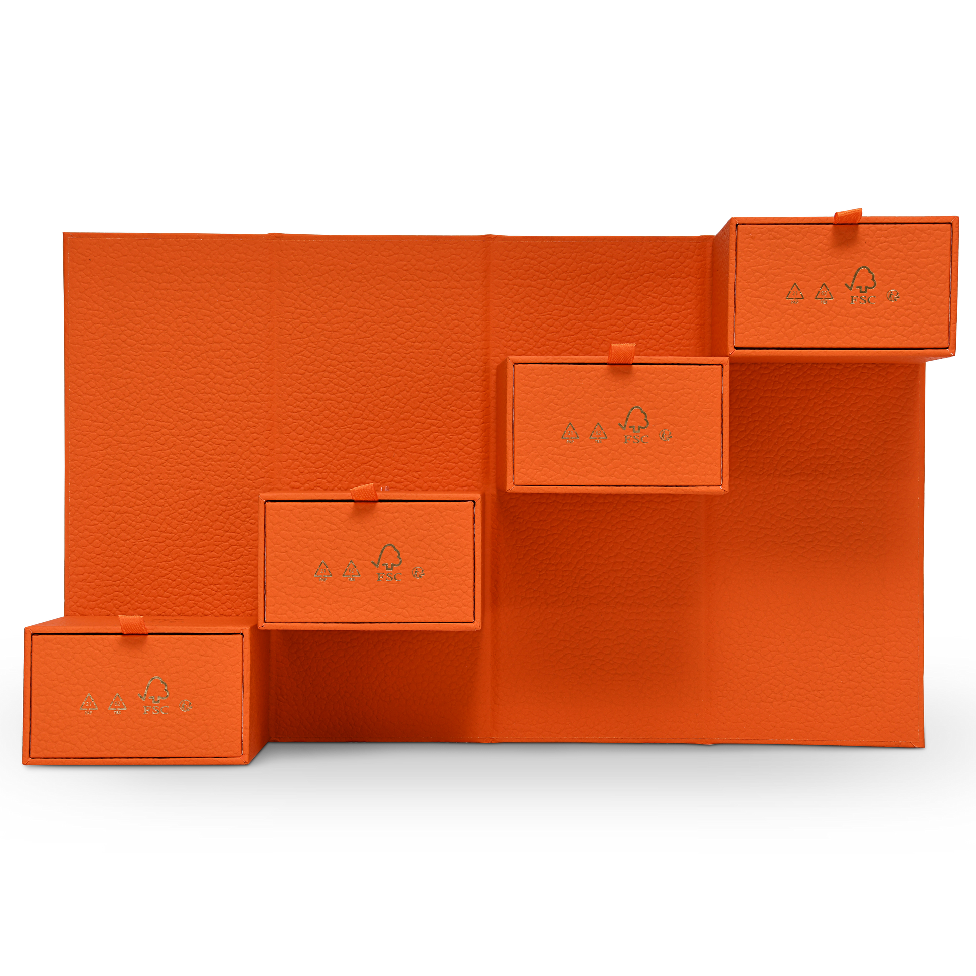 Boîte de luxe personnalisée avec couvercle rabattable orange, feuille d'or mat et ruban de soie